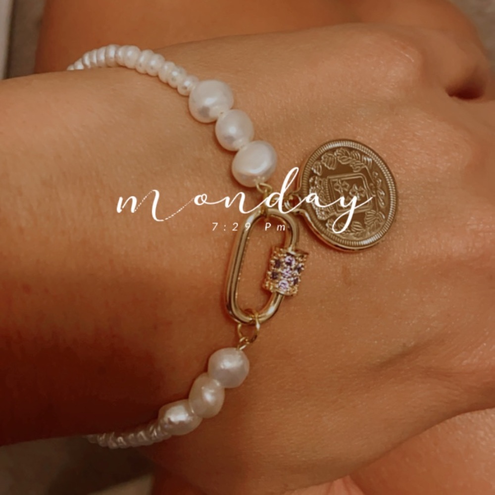 Fresh water pearl bracelet
